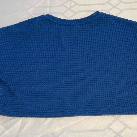 ✨Medium Textured cropped Top cobalt blue short sleeve crew neck - Picture 4 of 6